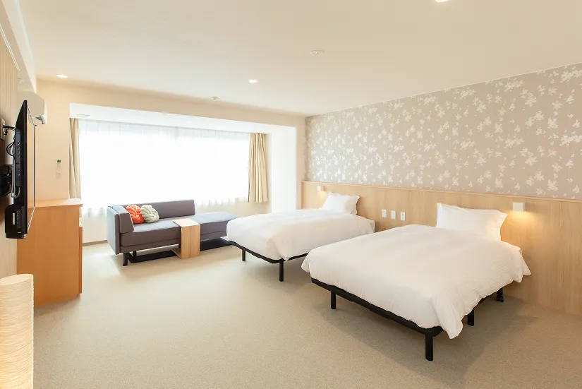 「夕凪／ゆうなぎ」ワイドツインルーム全体