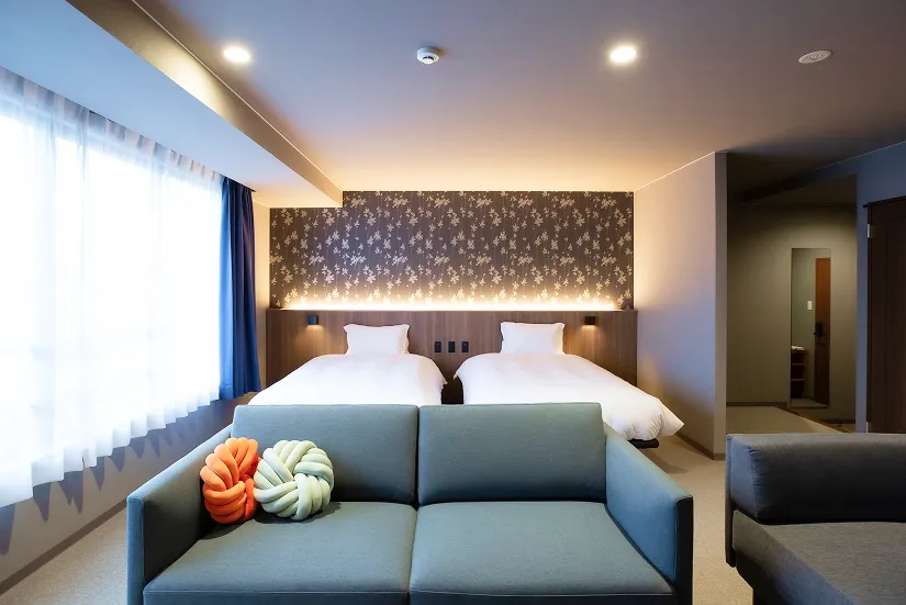 「讃岐日和／さぬきびより」ソファとツインベッド。