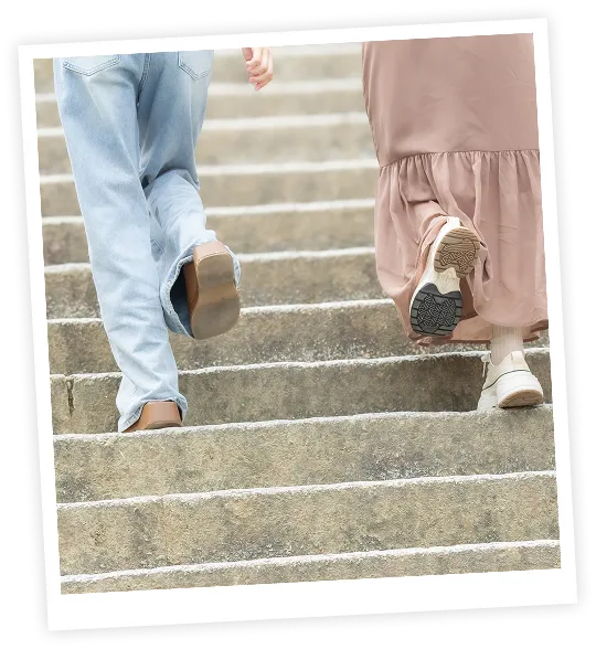 奥社（厳魂神社：いづたまじんじゃ）を目指して